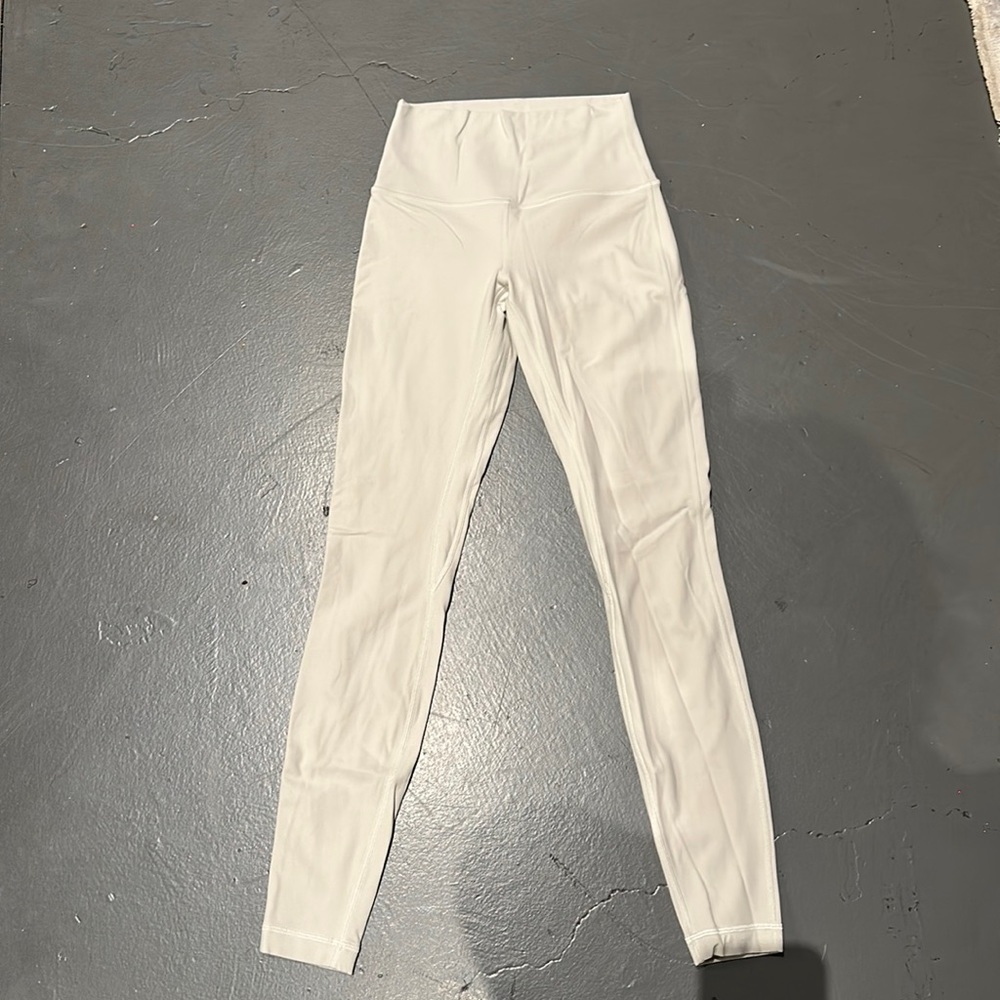 Lululemon, bone colored leggings, size 4, 28inch length